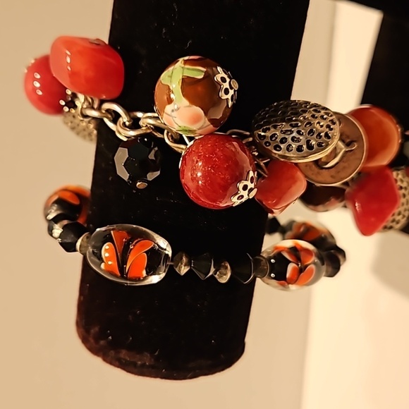 2 Silvertone Bracelets with Hand Blown Beads, Stone Beads & Acrylic Beads - Picture 1 of 10